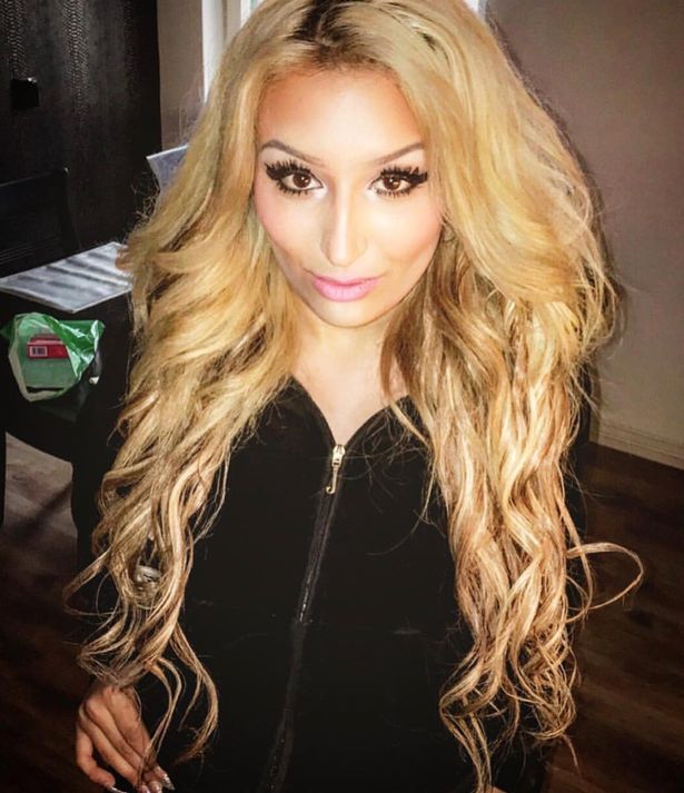 chirurgie-esthetique-barbie-Stefanie-Mulic